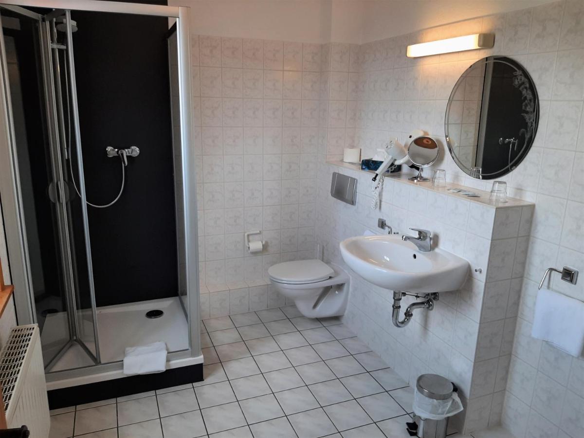 Landhotel Gemeindeschaenke Wanfried Ngoại thất bức ảnh