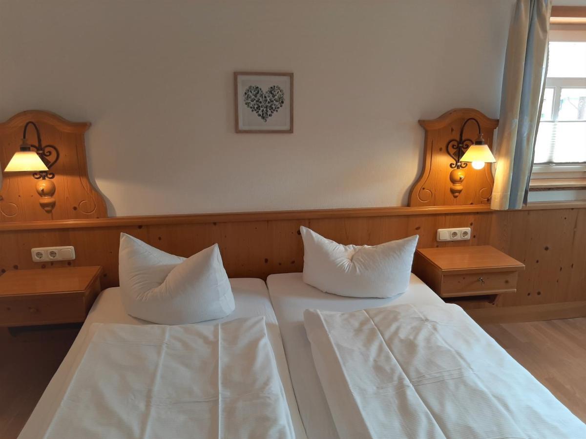 Landhotel Gemeindeschaenke Wanfried Ngoại thất bức ảnh